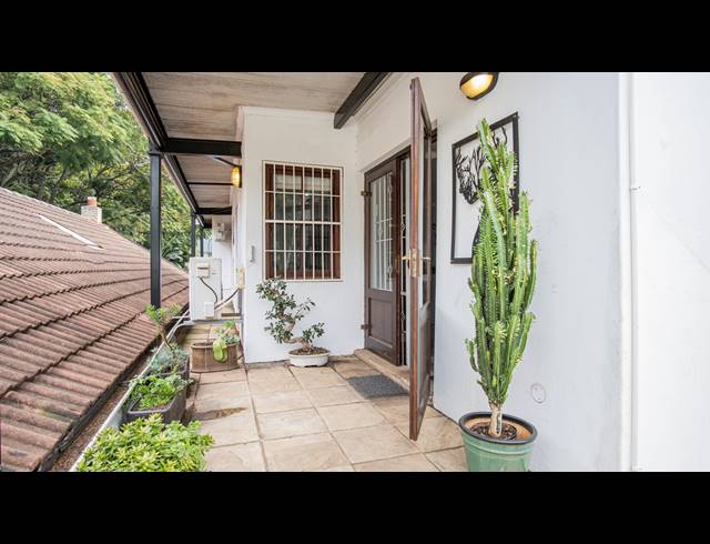 2 BEDROOM APARTMENT TO LET IN MORNINGSIDE